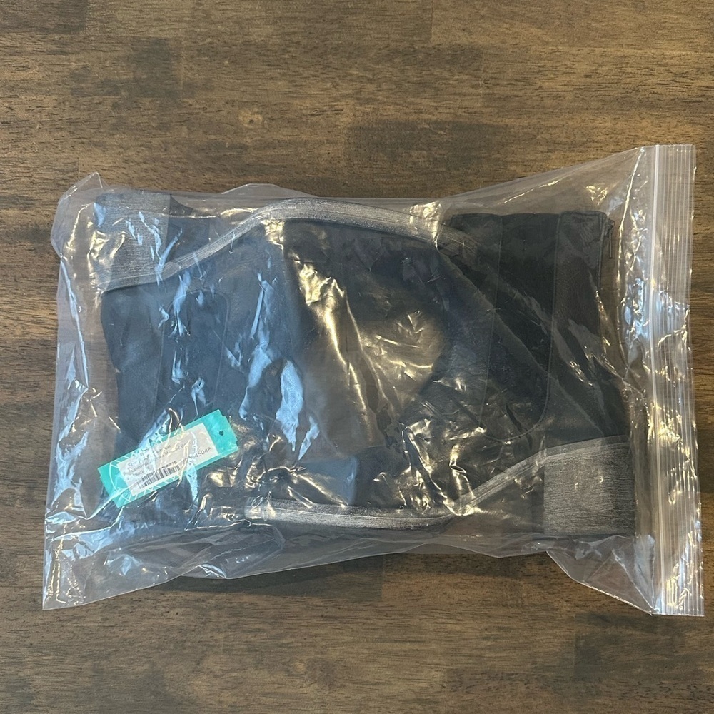 Free People Essential Chelsea Boot Metallic Black Size 39.5 - Picture 6 of 6